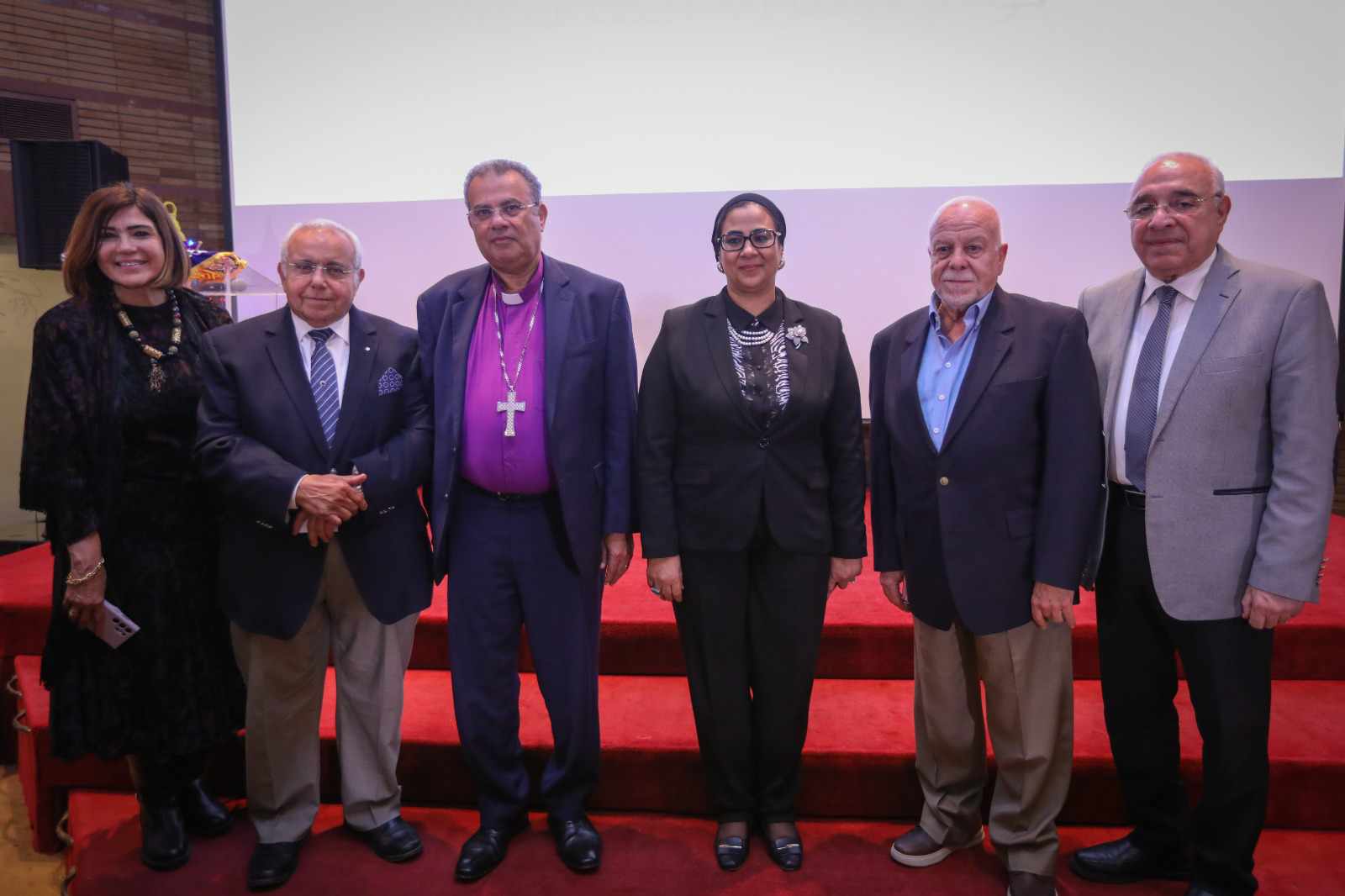 “يوم المرأة المصرية”.. ندوة المجلس القومي للمرأة بالهيئة القبطية الإنجيلية بحضور رئيس الطائفة ورئيسة المجلس