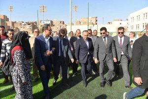 محافظ أسيوط ووزير الشباب يتفقدان أعمال تطوير مركز التنمية بمنفلوط