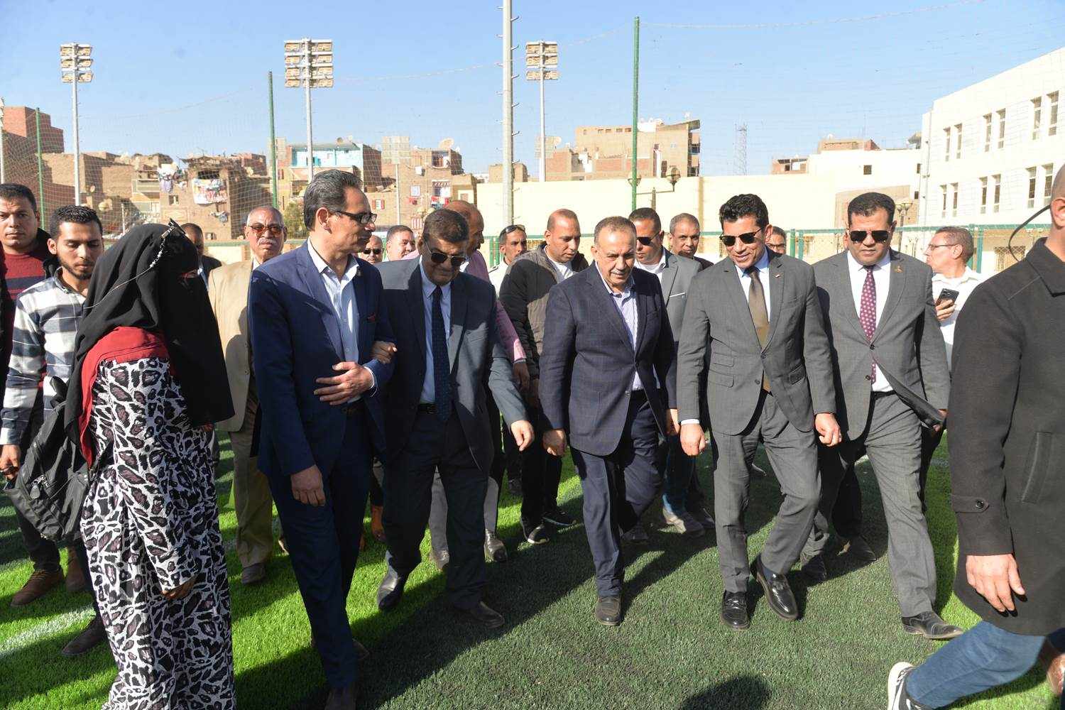 محافظ أسيوط ووزير الشباب يتفقدان أعمال تطوير مركز التنمية بمنفلوط