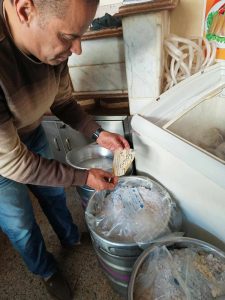 الجيزة :ضبط ٦ أطنان و٥٠٠ كجم “رنجة وفسيخ” غير صالح للاستهلاك الآدمي