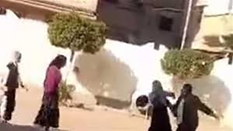 إحالة 3مسئولين بمدرسة فى البحيرة بتهمة تعدي المدير  على طالبتين