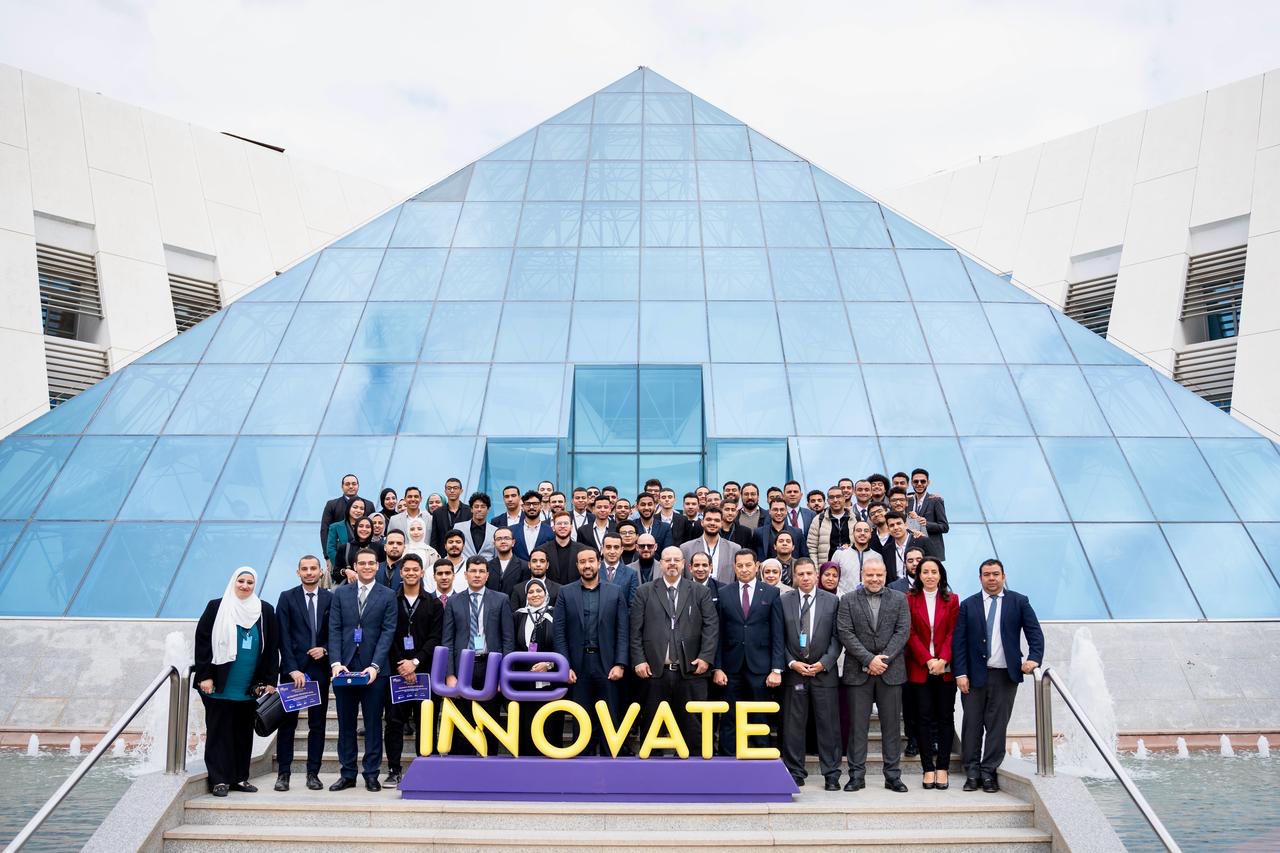“المصرية للاتصالات” و”تنظيم الاتصالات” يحتفلان بخريجي أكاديمية “نحن نبتكر WE INNOVATE”