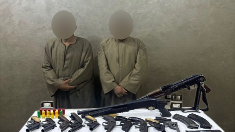 سقوط عنصرين إجراميين وبحوزتهما كميات من المواد المخدرة والأسلحة النارية بالاقصر