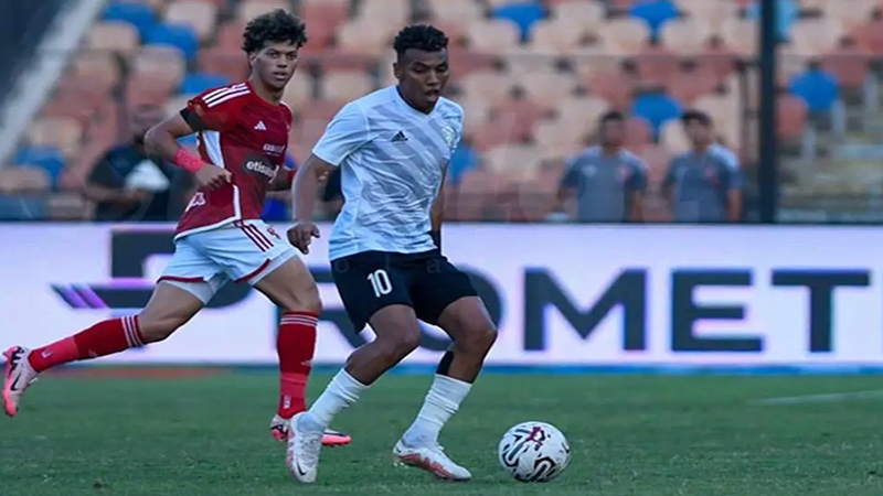 الأهلي يواجه طلائع الجيش الليلة في الدوري