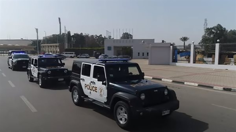 الأمن يكشف ملابسات فيديو إلقاء الصبية أكياس مياه على السيارات بدمياط