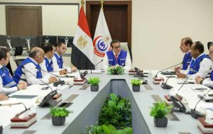 وزير الصحة يتابع خطة التأمين الطبي لاحتفالات عيد الفطر المبارك