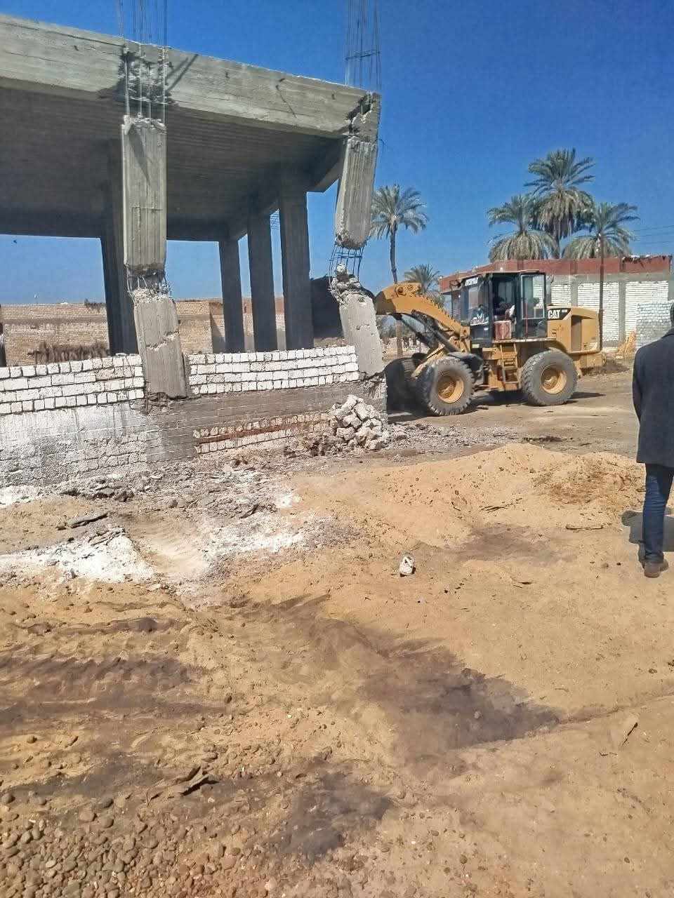 إزالة 197 حالة تعدٍ بالمنيا ضمن المرحلة الثانية من الموجة 25 لاسترداد أراضي الدولة