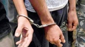 المشدد ١٥ عاما لمسجل خطر وربة منزل قلدا أختام شعار الجمهورية