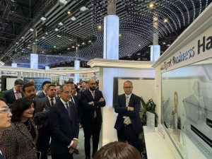 وزير الاتصالات  يواصل لقاءاته مع مسئولى شركات عالمية لجذب استثمارات جديدة