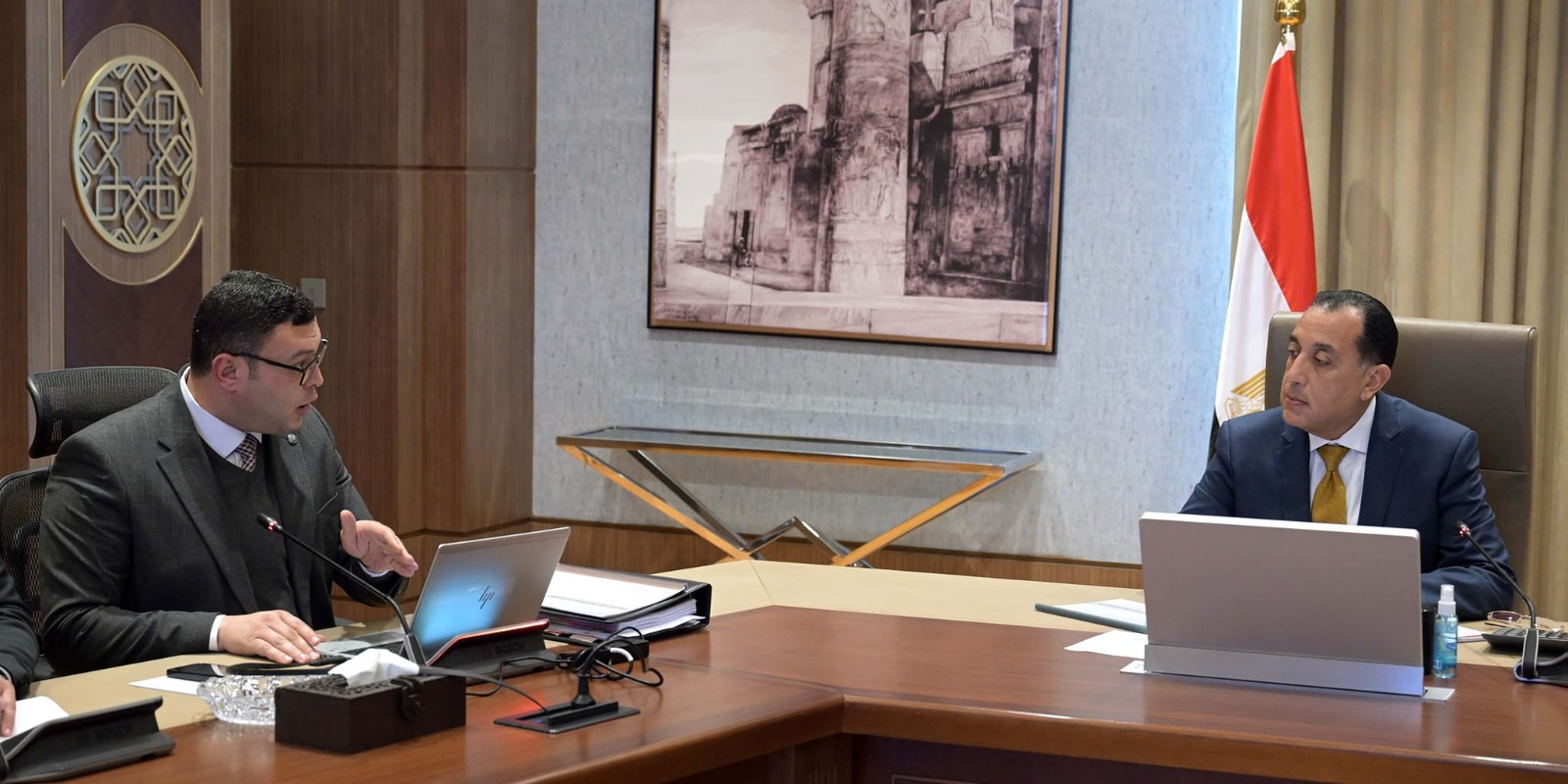 رئيس الوزراء يبحث الموقف المالي لهيئة المجتمعات العمرانية