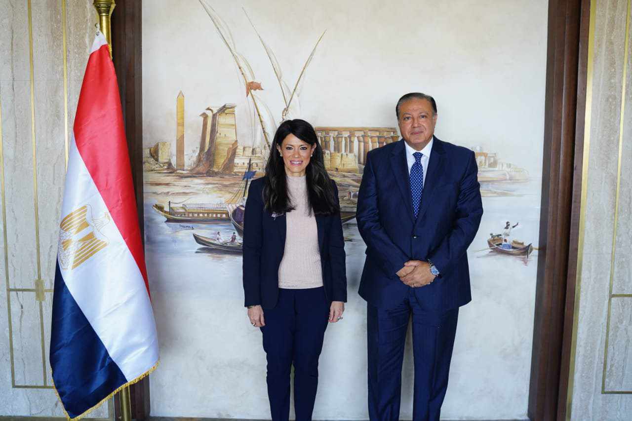 المشاط تناقش دعم الاستراتيجية الوطنية للملكية الفكرية