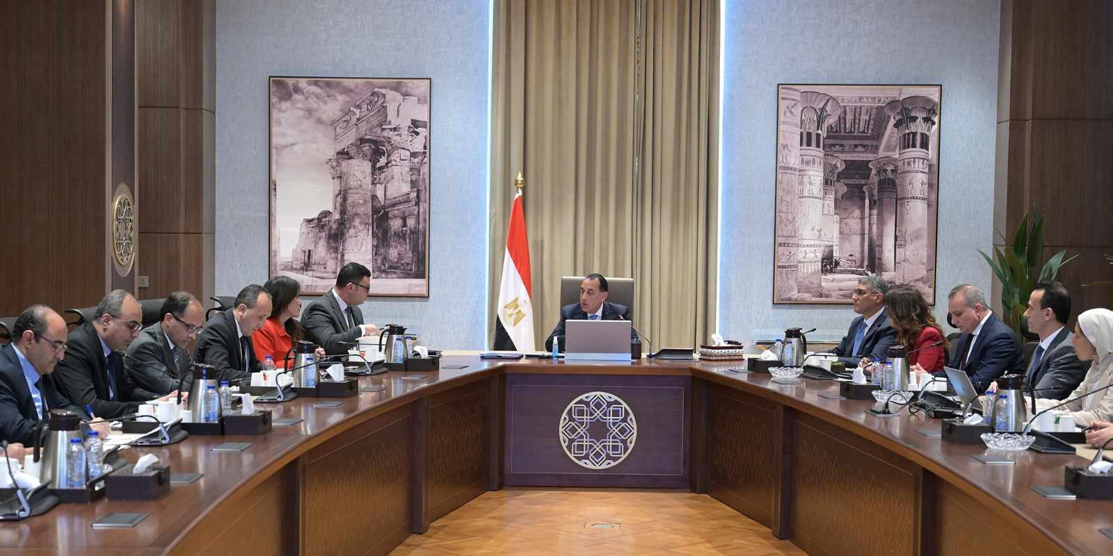 مدبولي يتابع الموقف التنفيذي لمشروع تطوير أرض مطار إمبابة