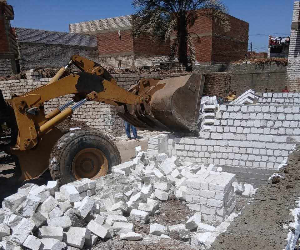 محافظ المنيا: حملات مكثفة لإزالة التعديات على الأراضي الزراعية