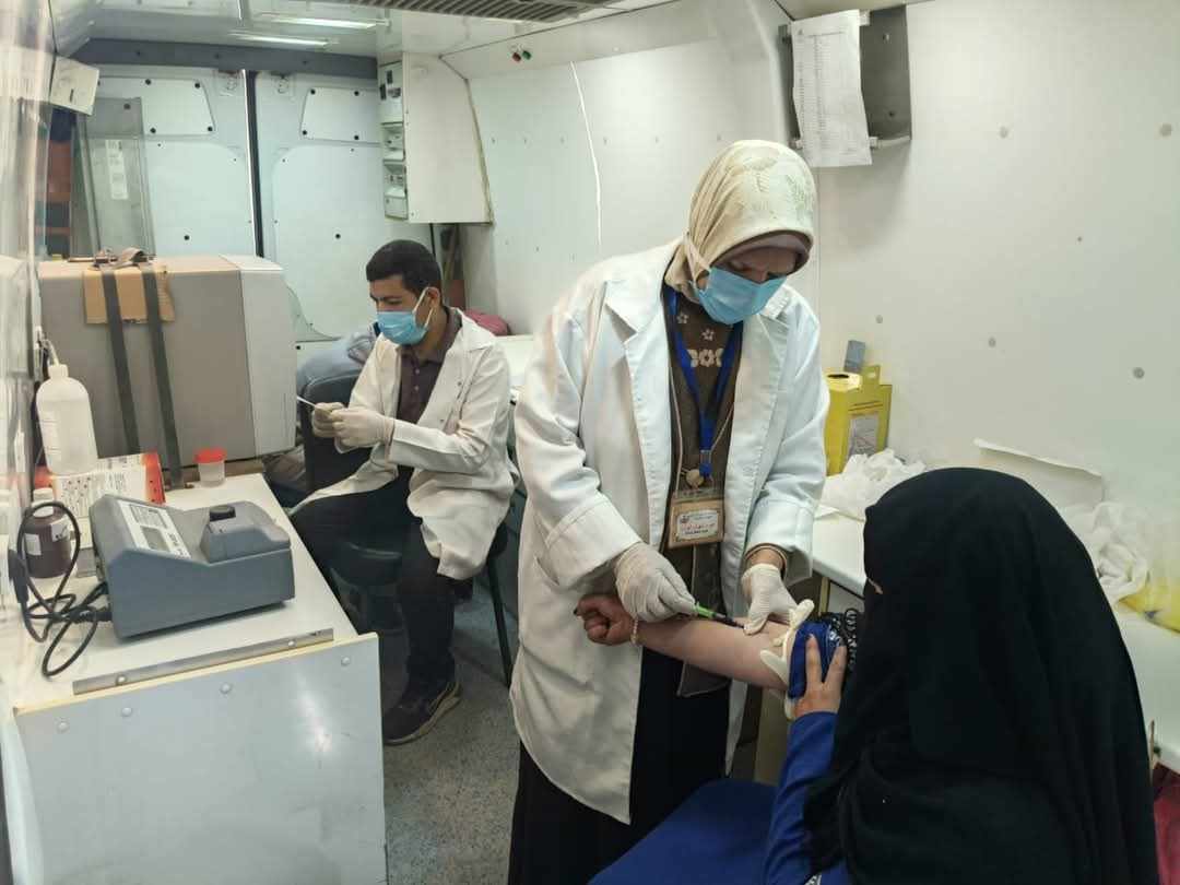 صحة المنيا: تقديم الخدمات الطبية لـ618 مواطنًا خلال قافلة مجانية بقرية نجم بمركز مطاي