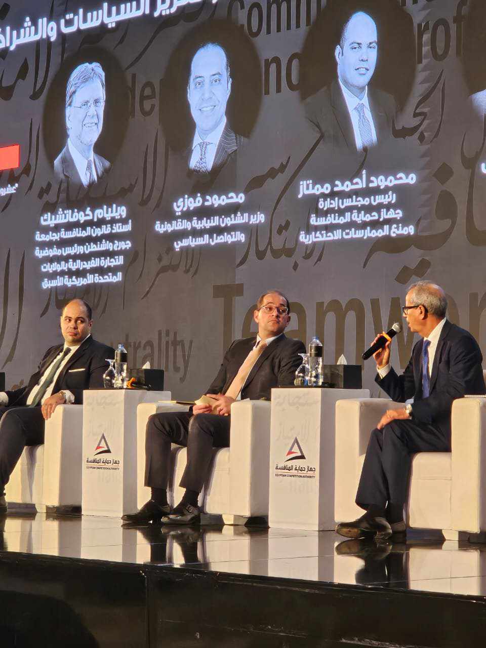 وزير المالية:   القطاع الخاص يستحوذ على نحو ٦٠٪ من إجمالي الاستثمارات