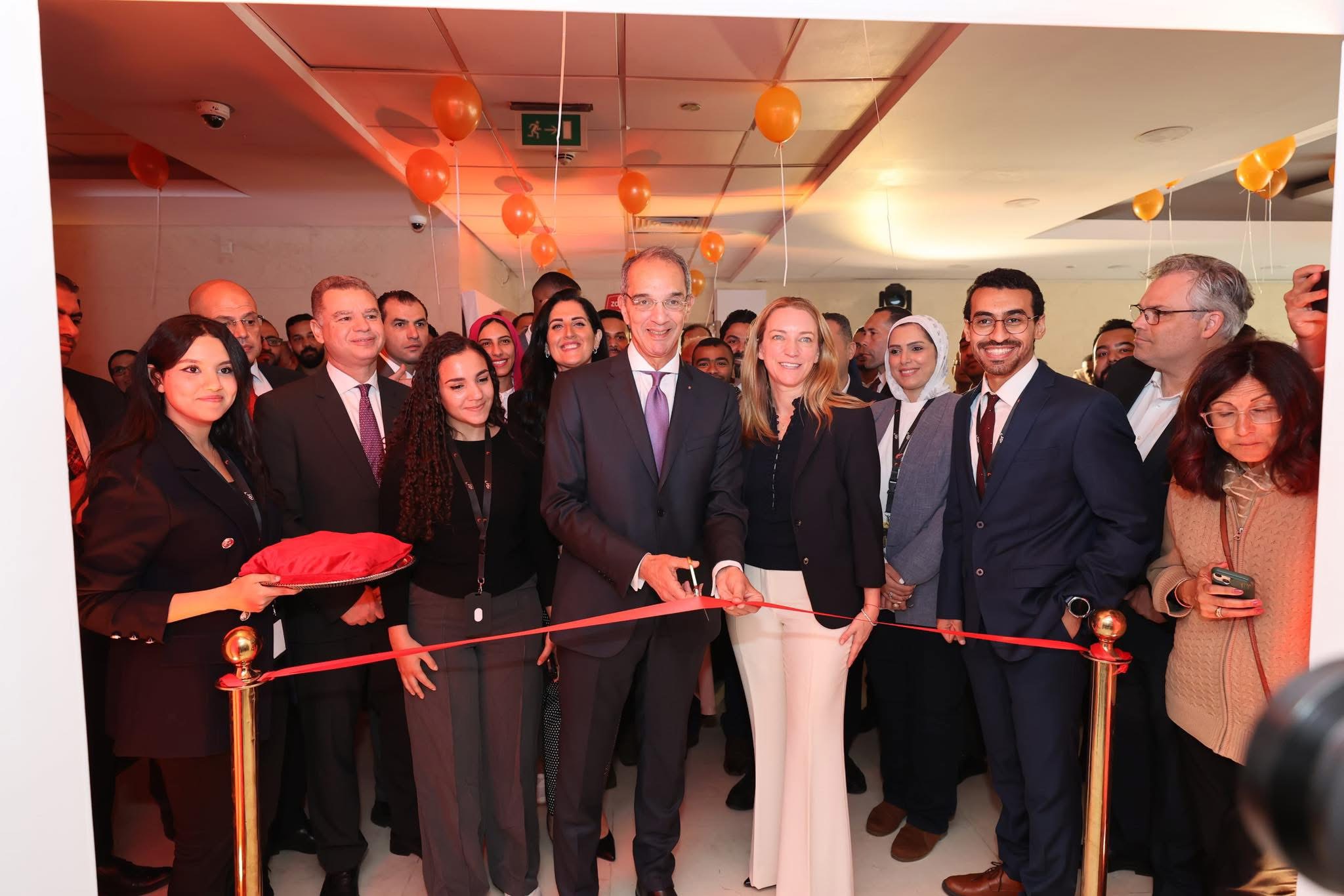 وزير الاتصالات: نواصل العمل على تعزيز مكانة مصر كوجهة مفضلة للشركات العالمية فى صناعة التعهيد وتعظيم الصادرات الرقمية لمصر