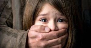 مراهق يتسلل إلى مدرسة ابتدائية بالمرج ويعتدي جنسيًا على طفلة