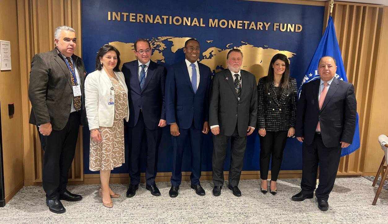 محافظ البنك المركزي المصري يلتقي نائب المدير العام لصندوق النقد الدولي