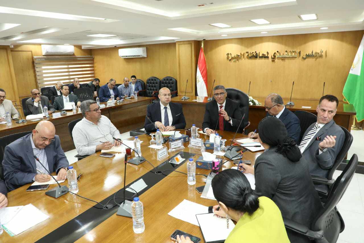 ملخص اجتماع محافظ الجيزة بأعضاء مجلسي النواب والشيوخ