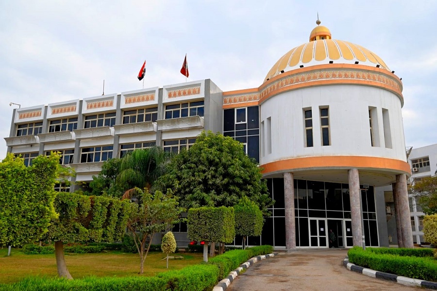 رئيس جامعة الفيوم:غدًا إجازة رسمية تحسبا لسوء الأحوال الجوية