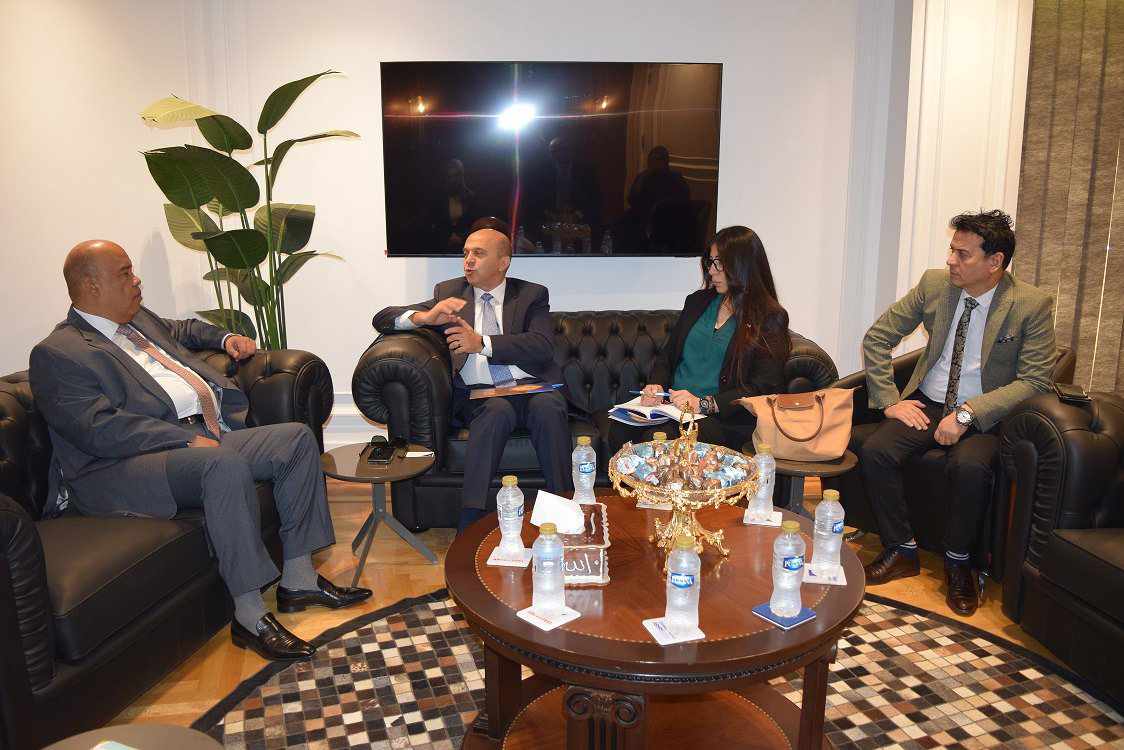 بعد زيارة ماكرون لمصر..تعاون جديد بين غرفتي القاهرة و”التجارة والصناعة الفرنسية”