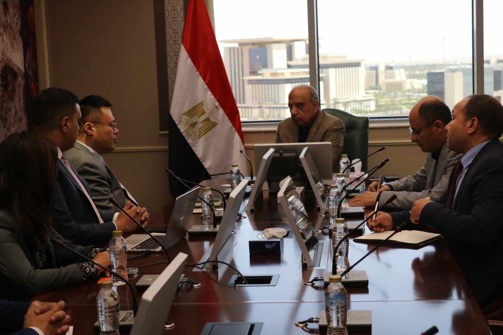 وزير الكهرباء يبحث مع مجموعة سانجرو الصينية التعاون فى مجالات تصنيع مهمات الطاقة المتجددة