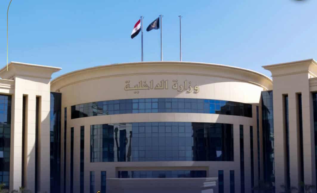 ضبط عنصرين اجراميين بحوزتهم كميات من الأسلحة المتعددة للاتجار بها بأسيوط