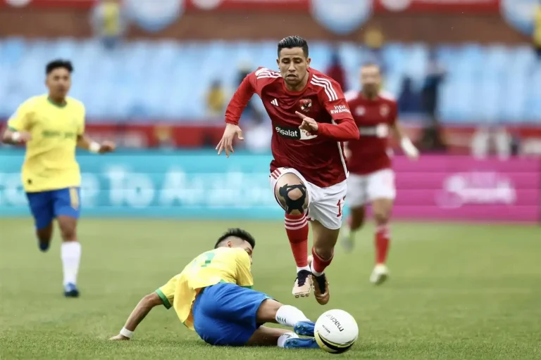 فريق صنداونز و الاهلي - ارشيفية