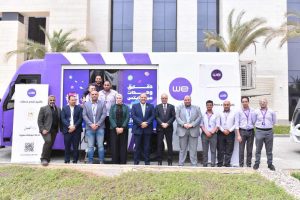 وزير العمل يتفقد البث التجريبي لاستخراج شهادات القيد  من سيارات المراكز التكنولوجية المتنقلة