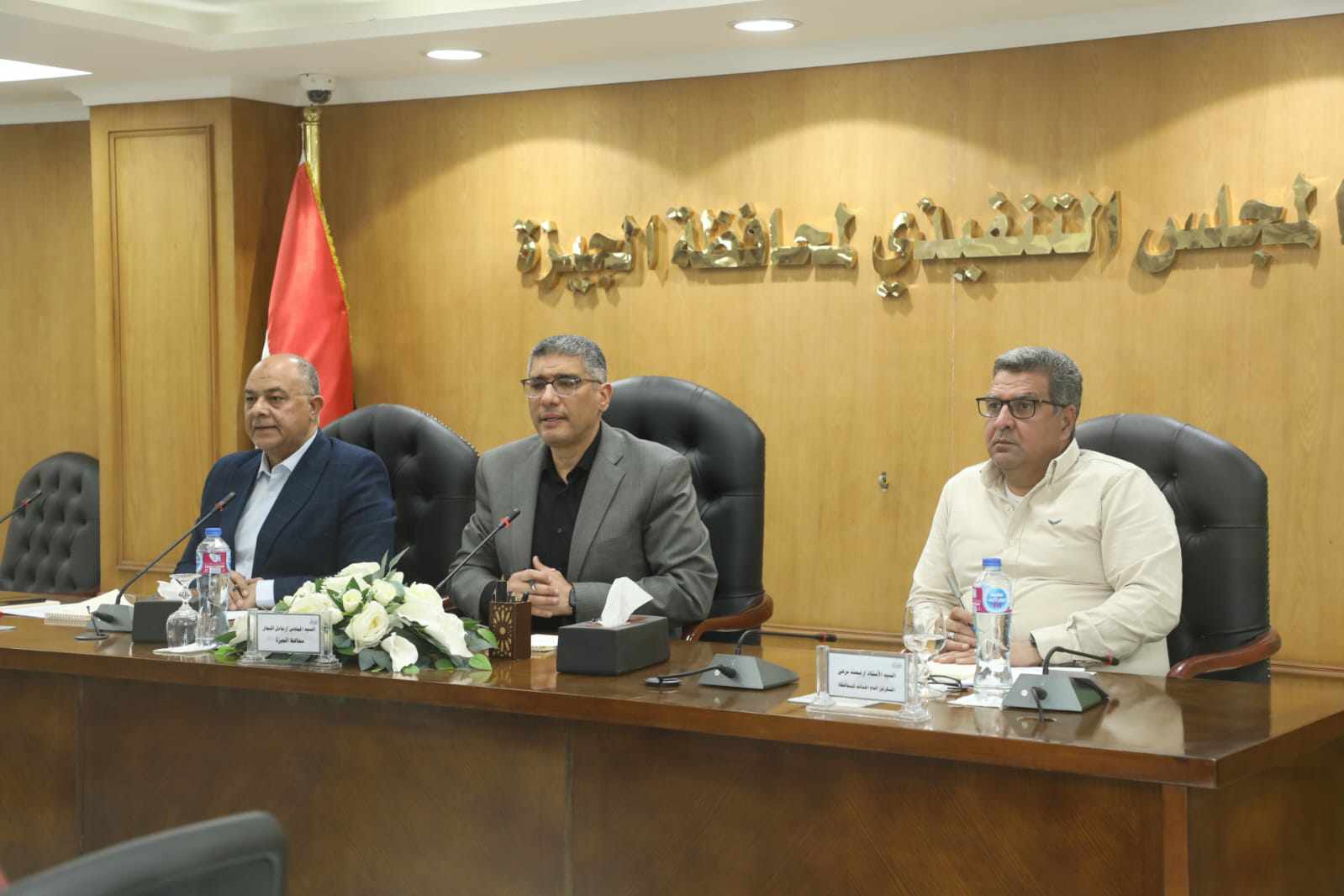 محافظ الجيزة يتابع موقف ملف تقنين واسترداد أراضي أملاك الدولة