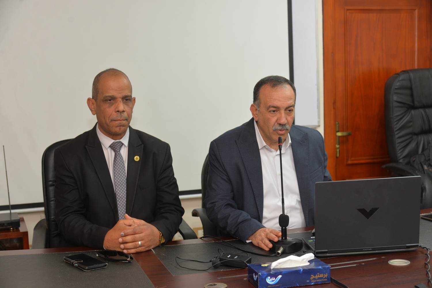 محافظ أسيوط يشهد الدورة التدريبية التي تنظمها المديرية المالية