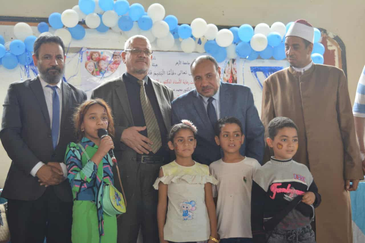 نائب رئيس جامعة الأزهر يشارك في احتفالية كلية البنات الإسلامية بأسيوط بيوم اليتيم