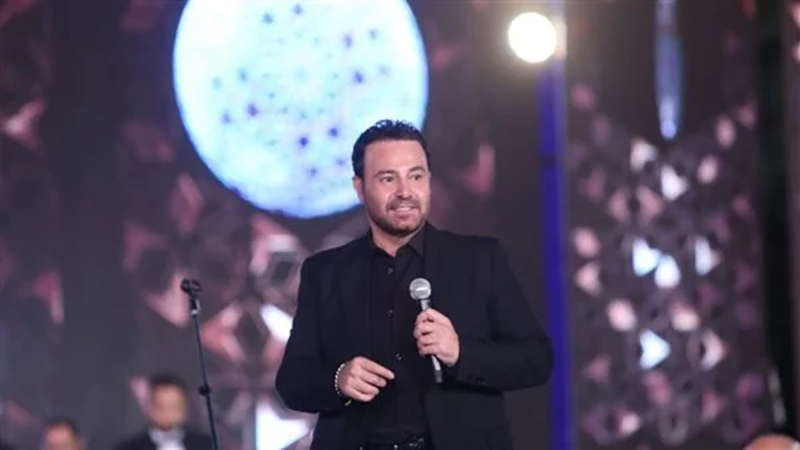 عاصى الحلانى يحيى حفلاً غنائيًا فى لبنان