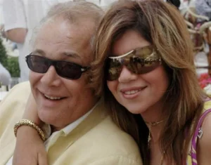 “الست مظلومة وزوجة وفية”.. نجوم الفن يدافعون عن بوسي شلبي بعد أزمة طلاقها من محمود عبد العزيز