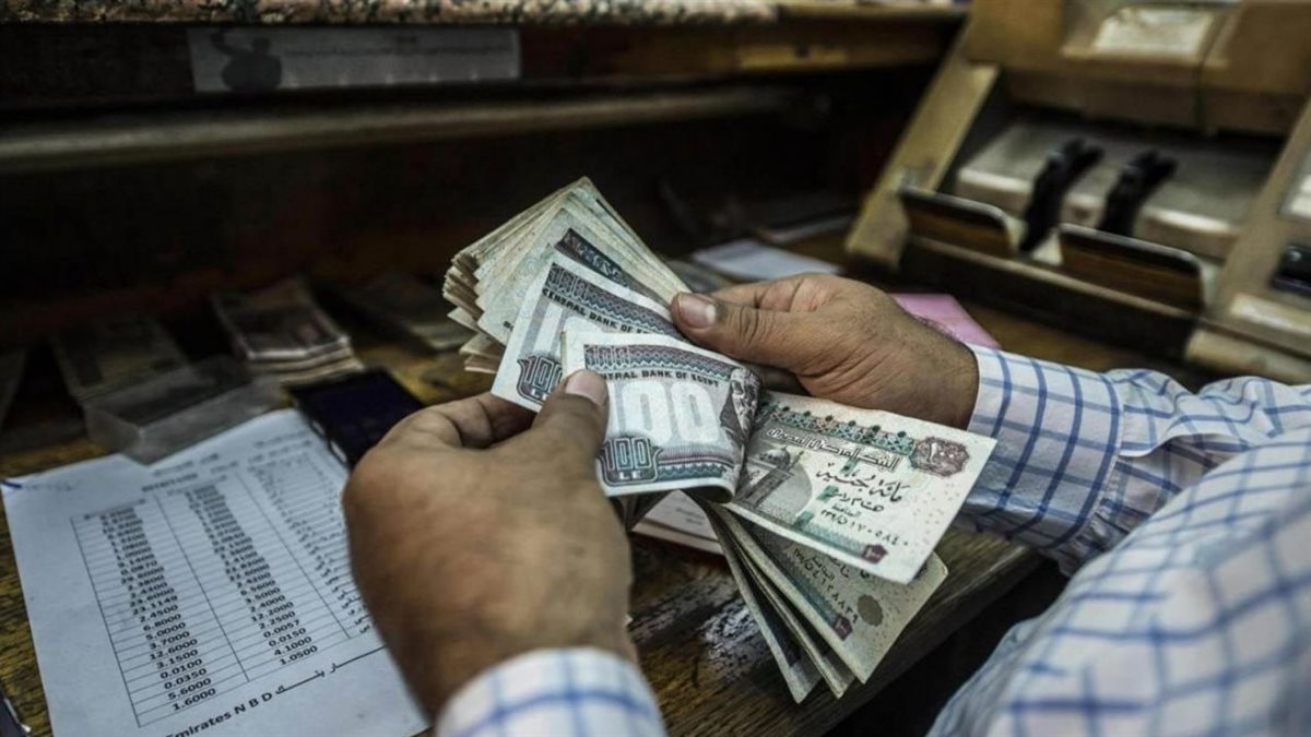 «فلوس الشهادات» من حظ الأسهم