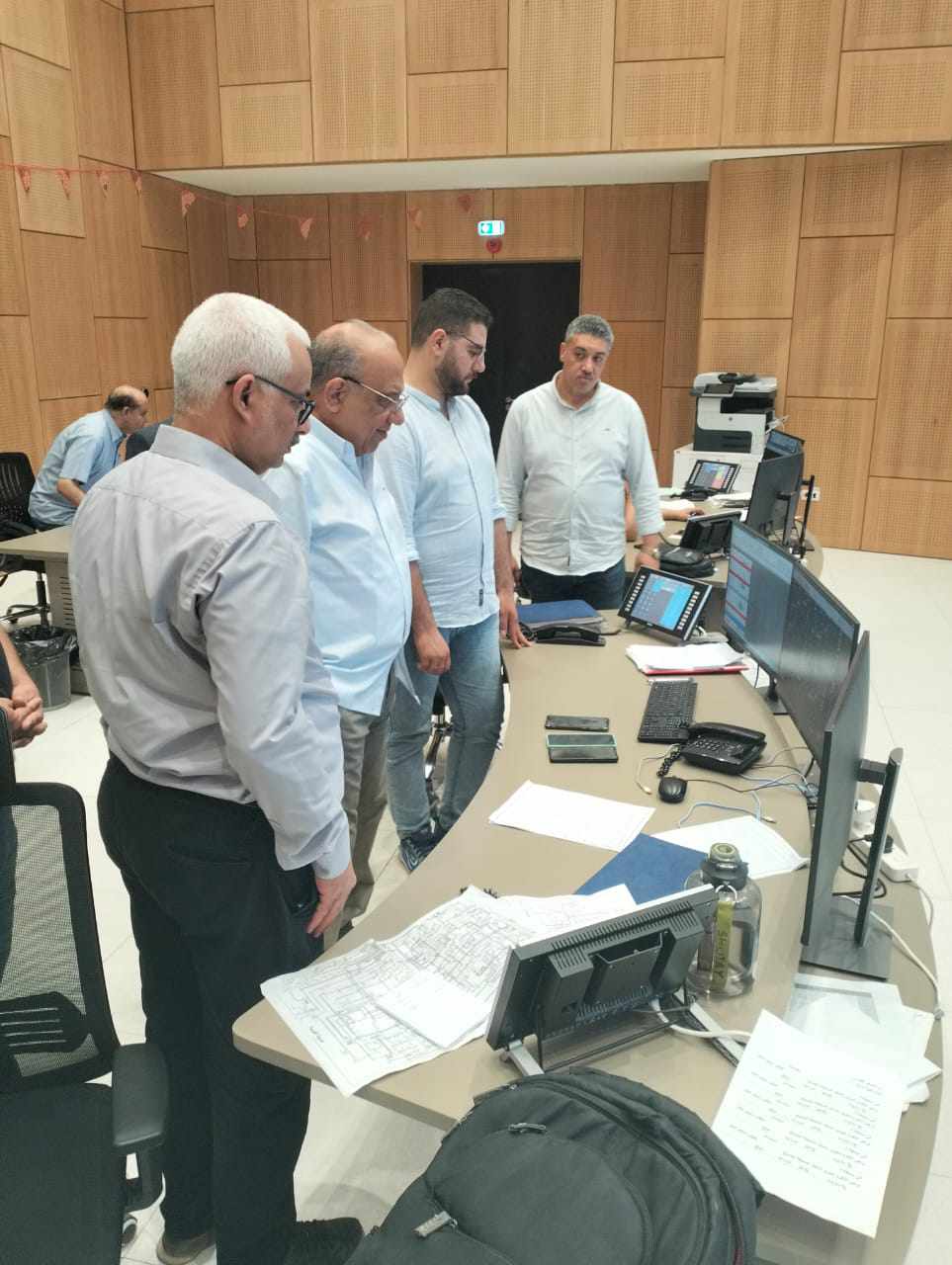 وزير الكهرباء يتابع معدلات الزيادة في الطلب على الطاقة