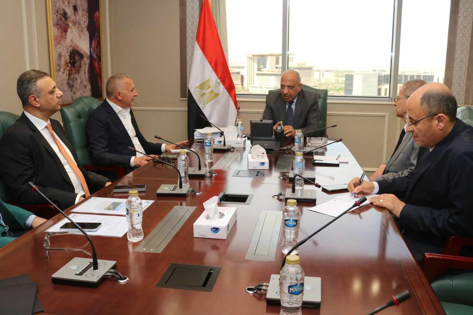 وزير الكهرباء يبحث مع “السويدي اليكتريك”تسريع تنفيذ مشروعات التغذية الكهربائية وتطوير الشبكة