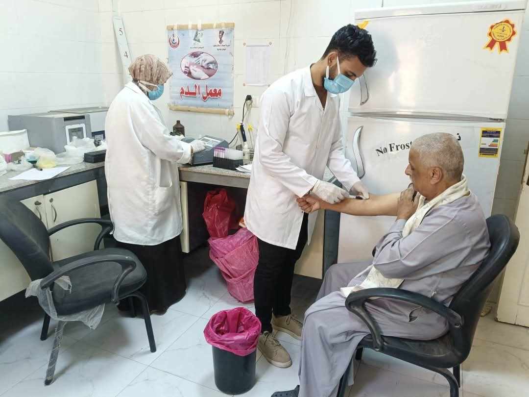 صحة المنيا: قافلة طبية مجانية بقرية النويرات ضمن “حياة كريمة”