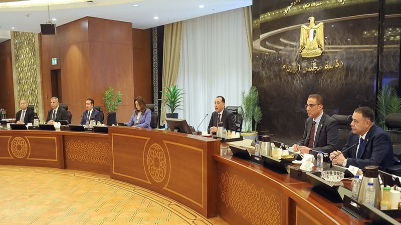 رئيس الوزراء: إزالة التعديات على الأراضي الزراعية فورا