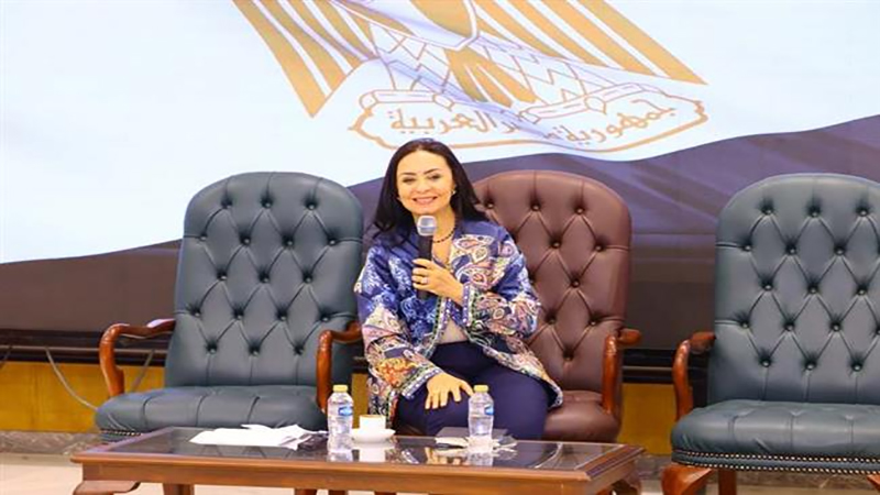 وزيرة التضامن تترأس اجتماع اللجنة الدائمة للإشراف على منظومة عمل الرائدات الاجتماعيات