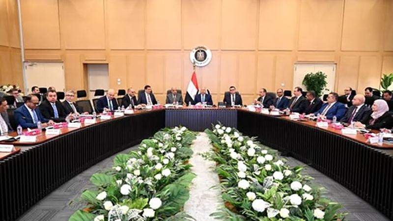وزير الصناعة يترأس الاجتماع الثالث والعشرين للمجموعة الوزارية للتنمية الصناعية
