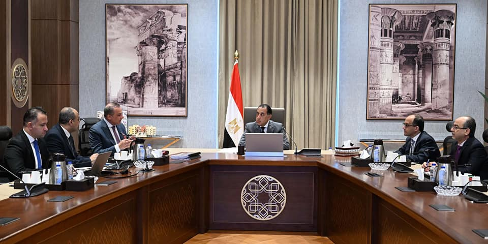 مدبولي يتابع الموقف التنفيذي لمشروعات “التنمية الحضرية”