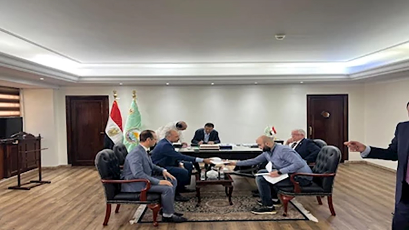 وزير الزراعة يعقد اللقاء الأسبوعي مع أعضاء مجلسي النواب والشيوخ