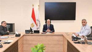 وزير الري يبحث موقف مشروع “الإدارة الذكية للموارد المائية بقطاع الزراعة”