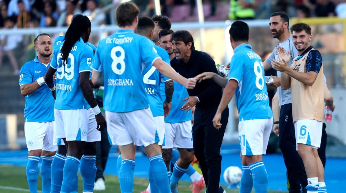 نابولى يستضيف كالياري فى ليلة التتويج بلقب الدوري الإيطالي