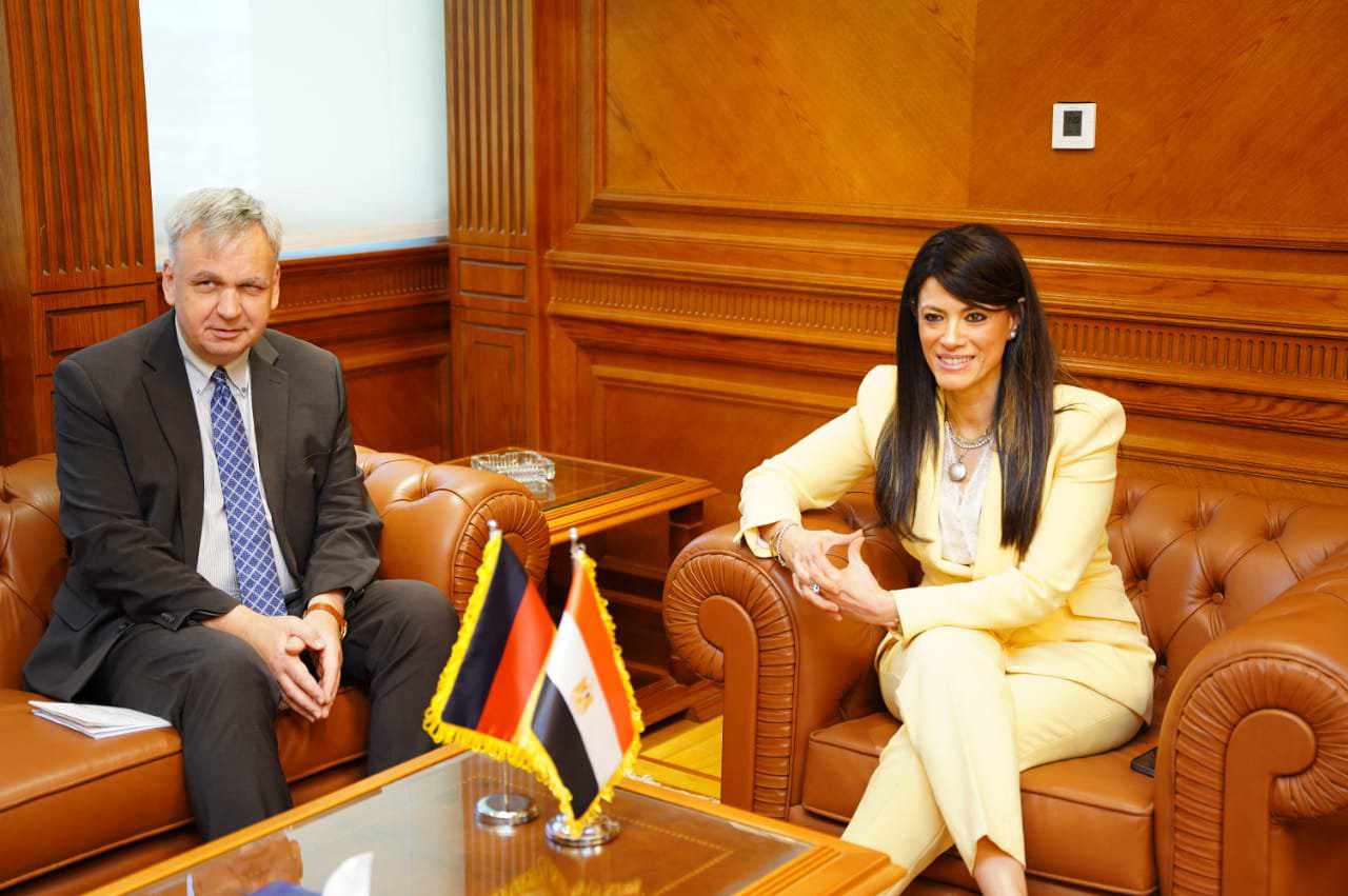 المشاط تناقش مع  السفير الألماني بالقاهرة العلاقات الاقتصادية المصرية الألمانية