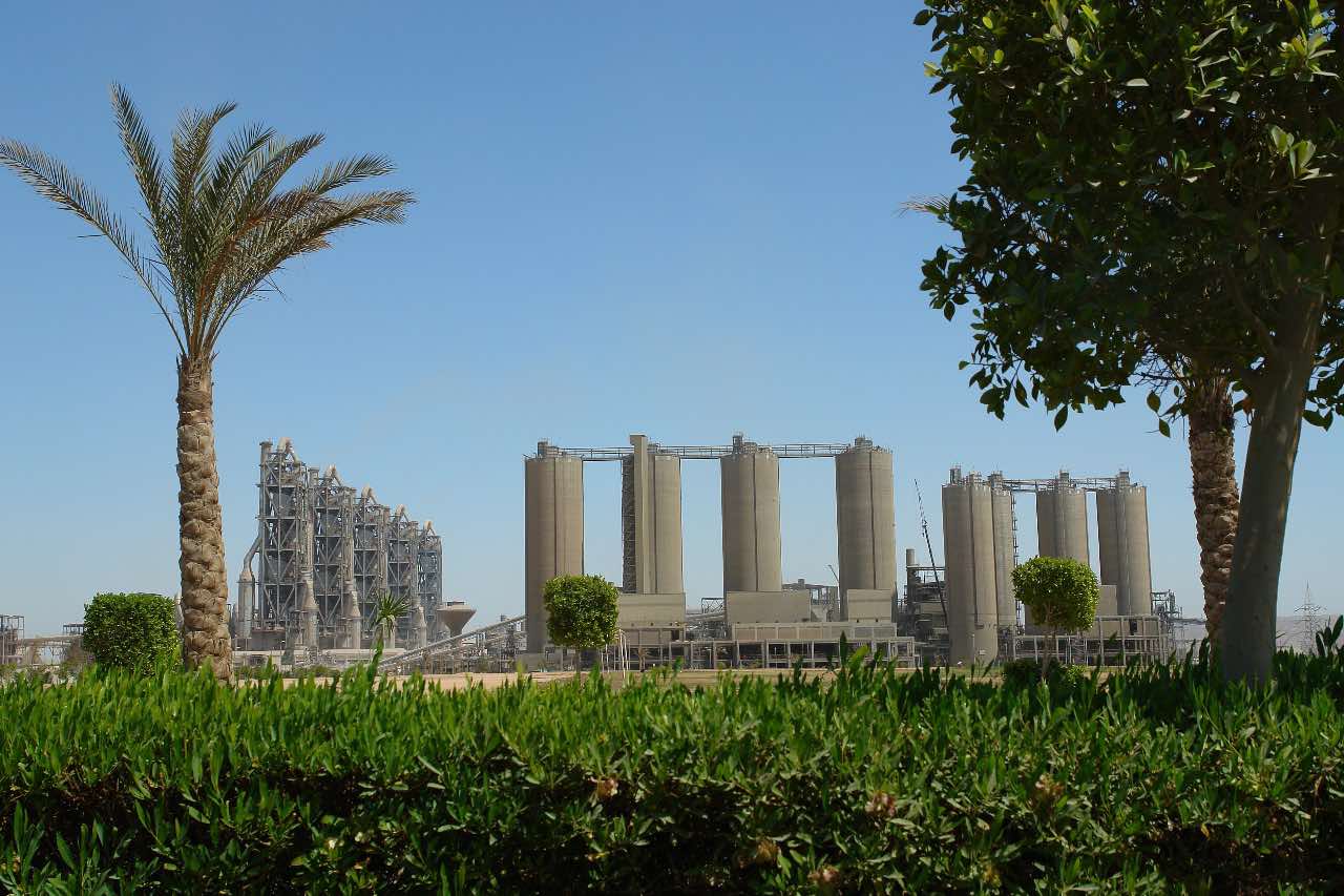 لافارج مصر ترعى فعاليتين رائدتين حول الاستدامة وصناعة الأسمنت