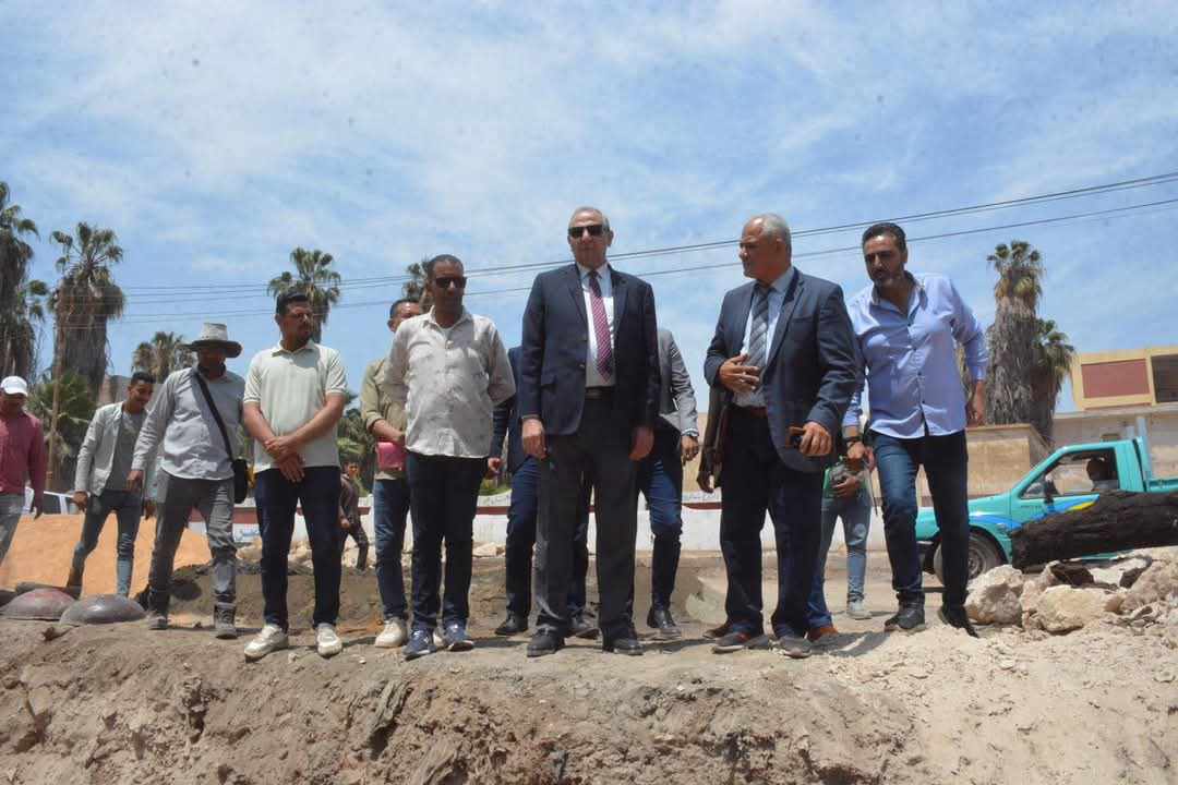بطول 650 متر.. محافظ الغربية يتابع تطوير كورنيش ترعة الساحل بسمنود