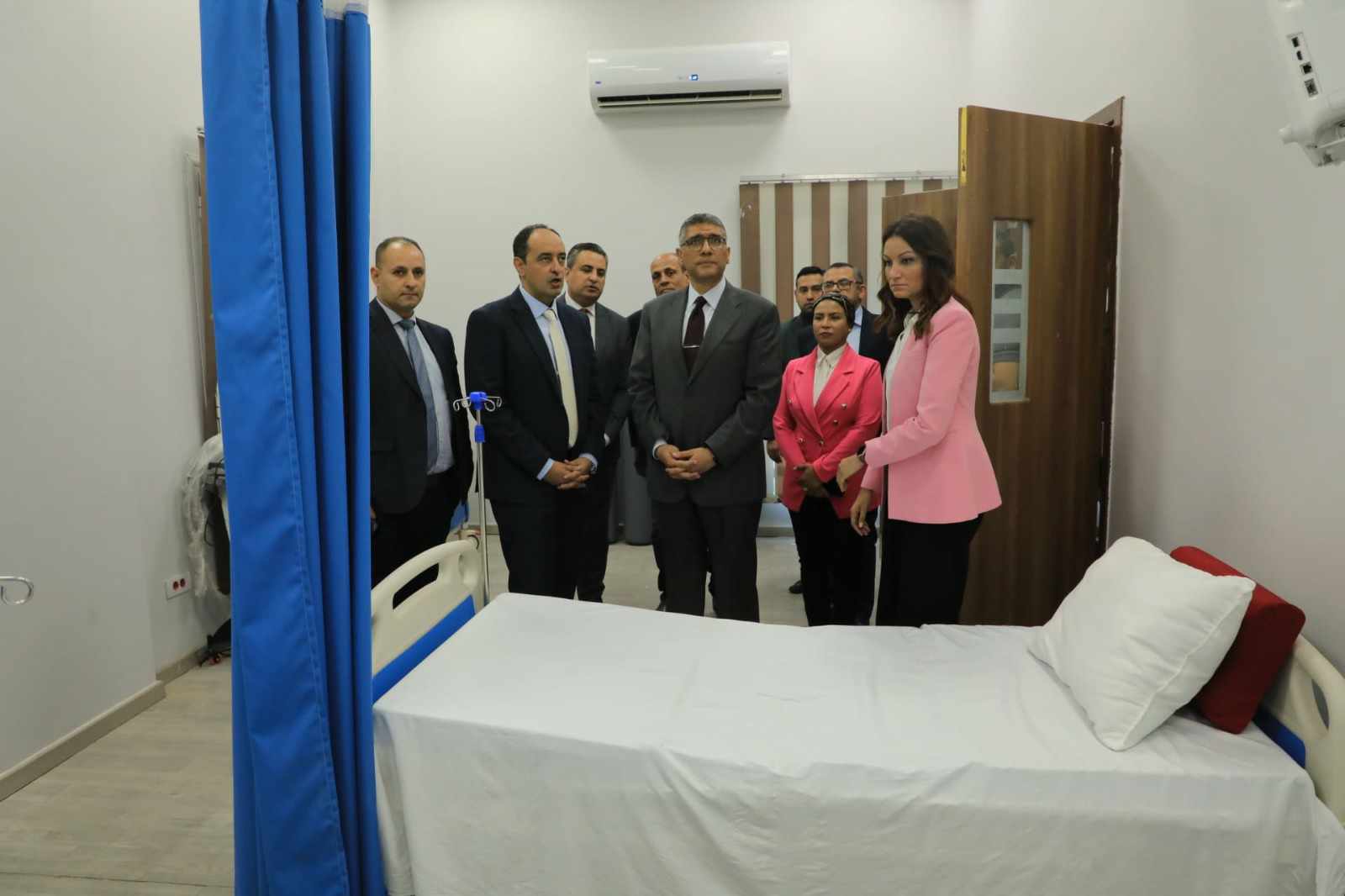 محافظ الجيزة يزور مركز إمبابة لعلاج وتأهيل مرضى الإدمان