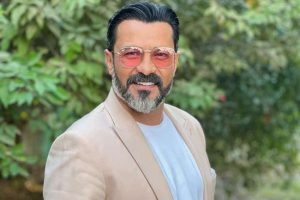 محمد رجب ضيف شرف فيلم تامر حسني الجديد “ريستارت”